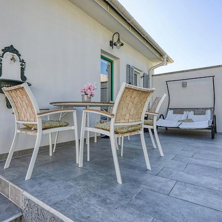 The Doors Boutique Apartments Mosonmagyaróvár 外观 照片