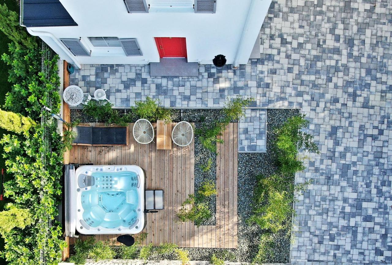 The Doors Boutique Apartments Mosonmagyaróvár 外观 照片