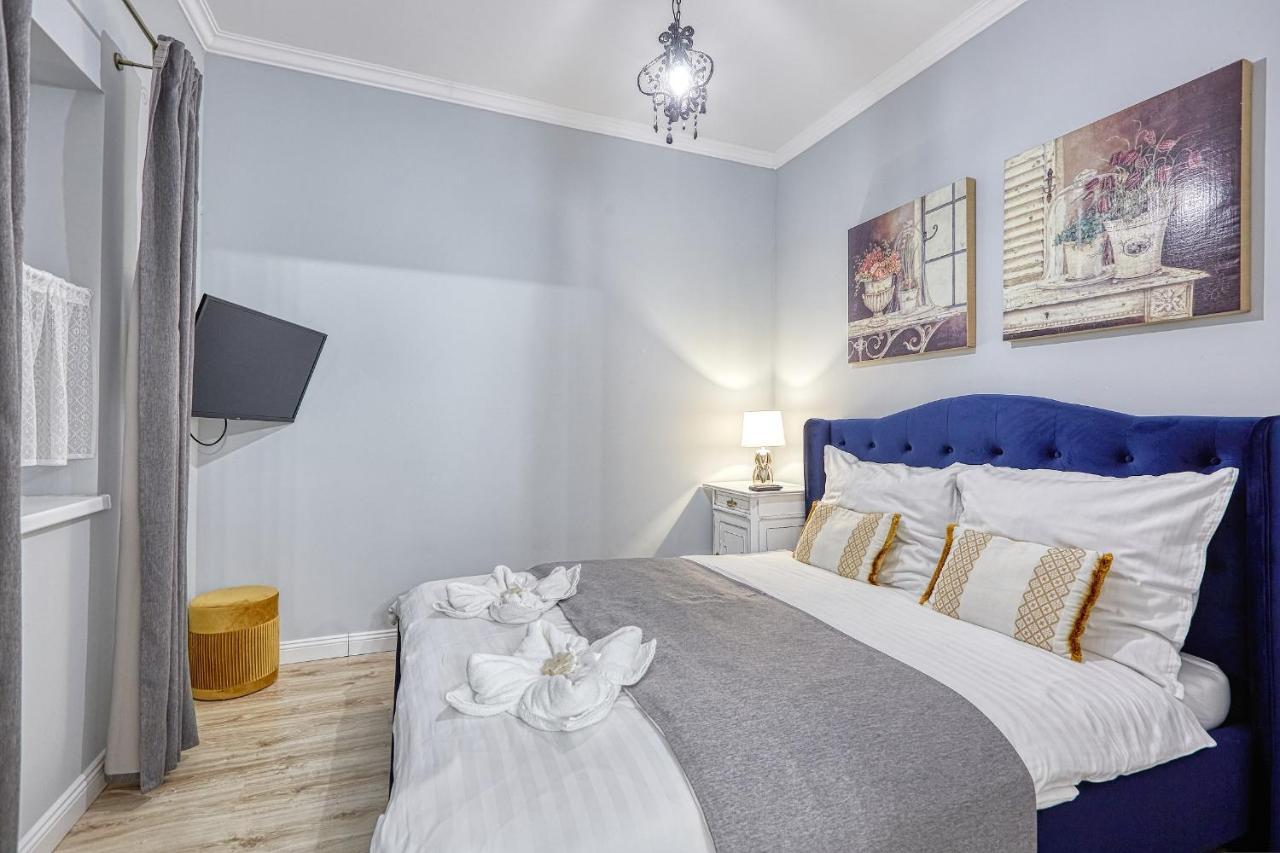 The Doors Boutique Apartments Mosonmagyaróvár 外观 照片