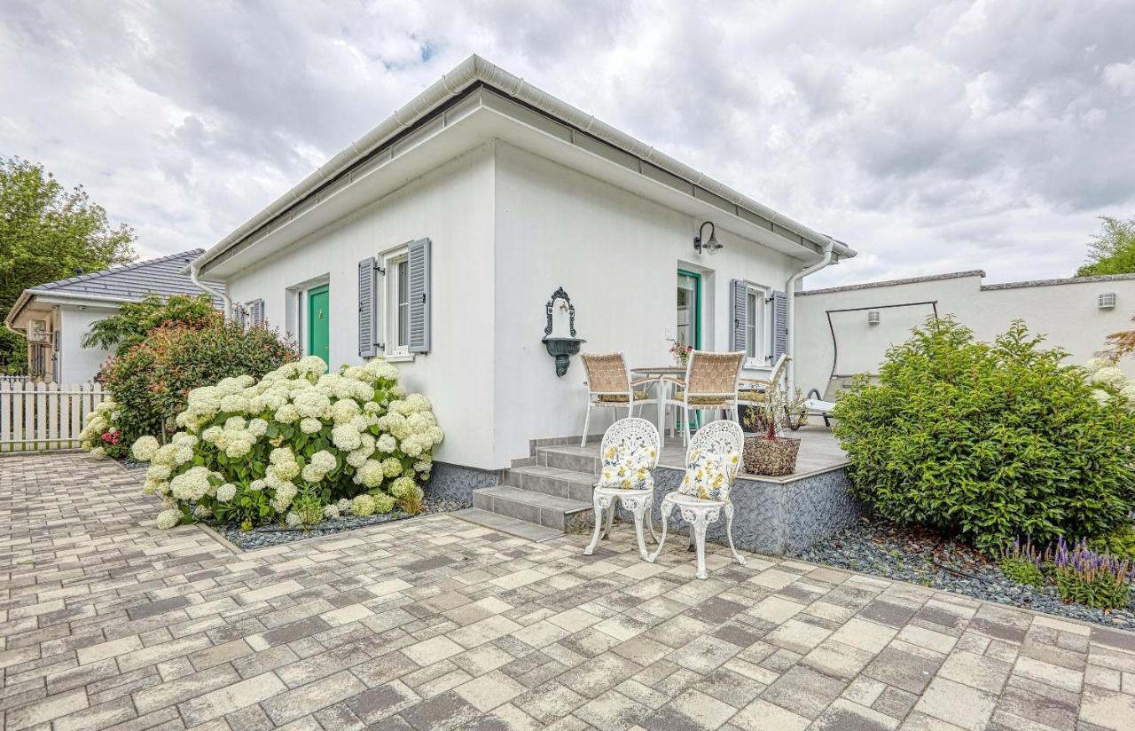 The Doors Boutique Apartments Mosonmagyaróvár 外观 照片